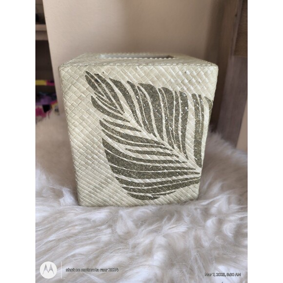Tommy Bahama Home Montauk Drifter Green Tissue Box Cover Palm Leaf 6.5” X 5.5” - Picture 1 of 14